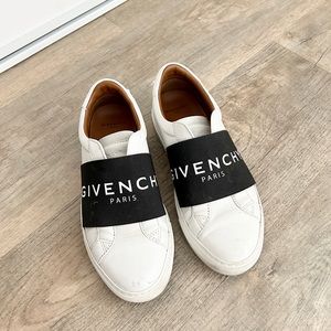 Authentic Givenchy white leather black logo bandage sneakers 6.5